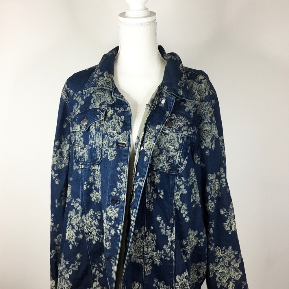 Women with Control floral denim jacket
